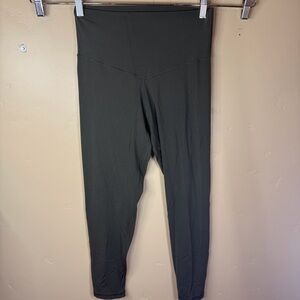 Offline by Aerie Olive Green Size Large Full Length Leggings Activewear Stretchy